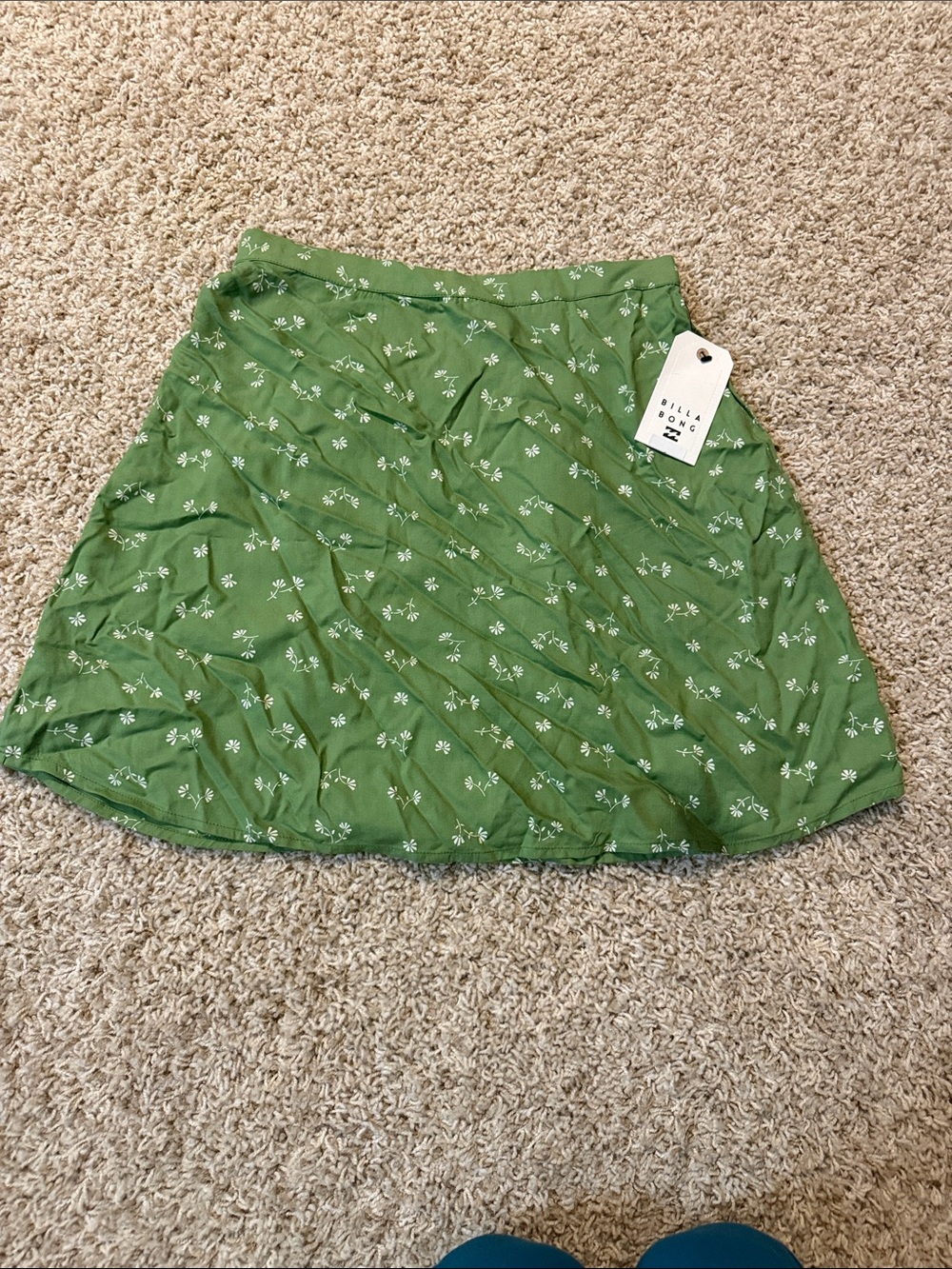 Billabong Green Mini Skirt with White Floral Print